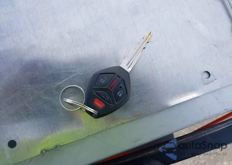 2010 Mitsubishi Galant Es/Se z USA, uszkodzony, nr VIN 4A32B3FF7AE007786